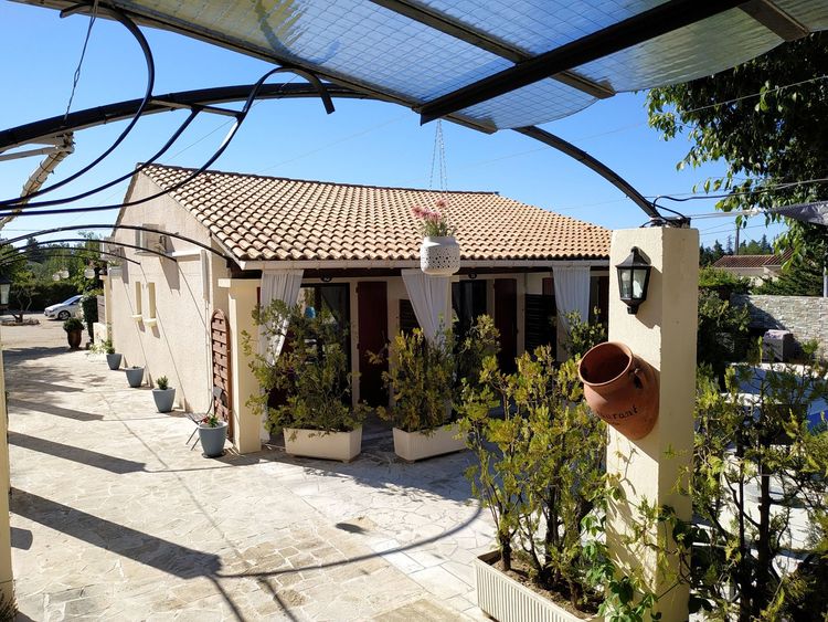 Hôtel Le Mas des Amandiers  5