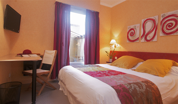 Hôtel Sully  1
