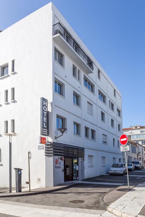Hôtel de La Vendée  9