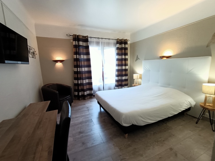 Hôtel Les Rocailles  8