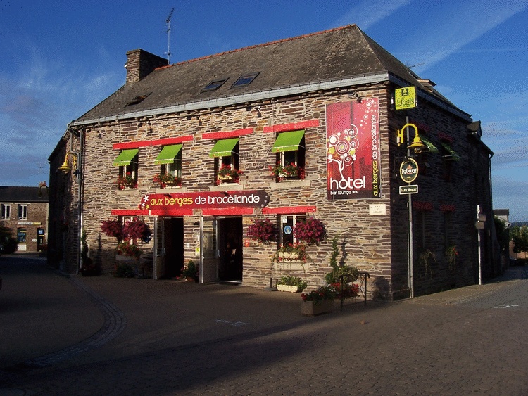 Hôtel O2B, Aux Berges de Brocéliande   11