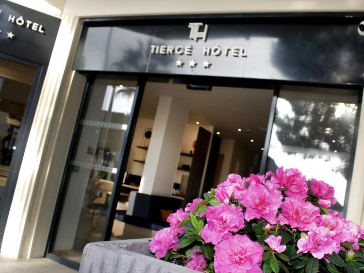 Tiercé Hôtel 1