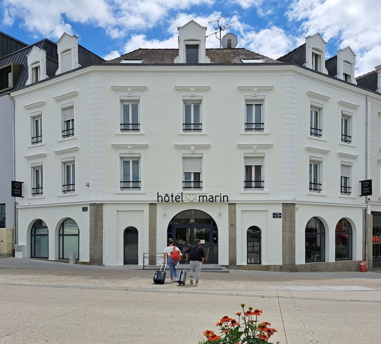 Hôtel et apparts Marin  12