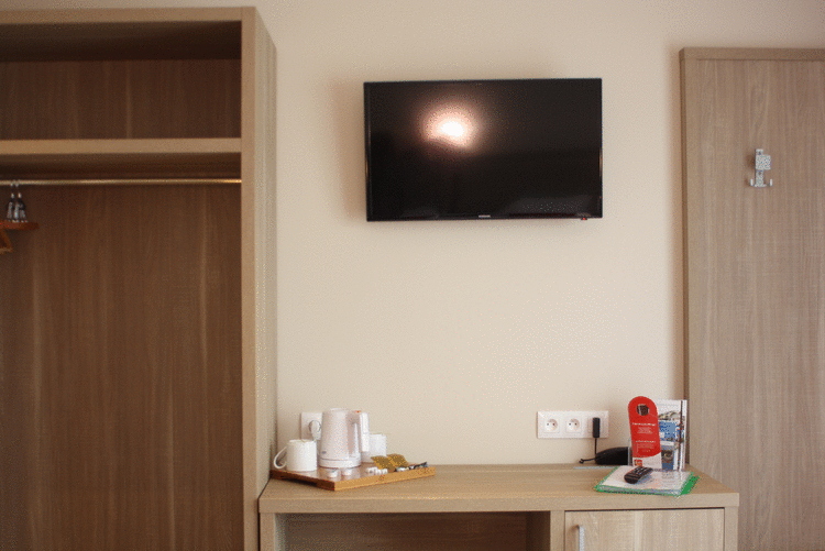 Mobilier chambre double confort
