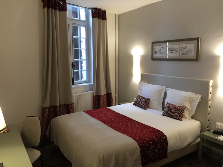 Hôtel du Pont Vieux  8