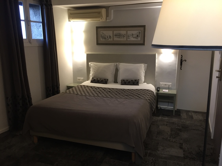 Hôtel du Pont Vieux  10