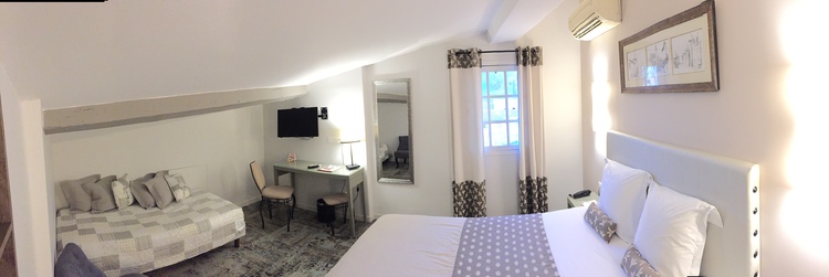 Hôtel du Pont Vieux  11