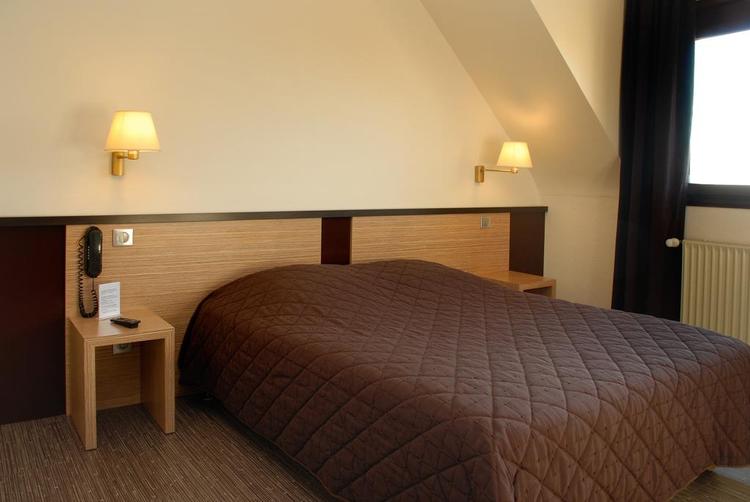 Sud Hôtel   1