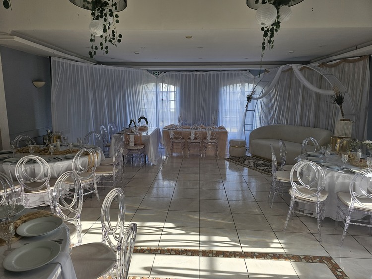 Cap Hôtel  23