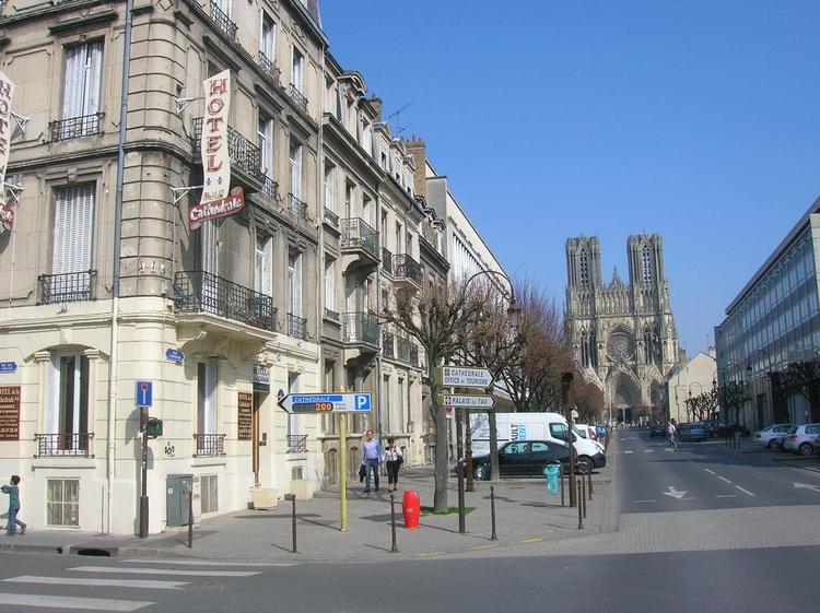 Hôtel de La Cathédrale 2