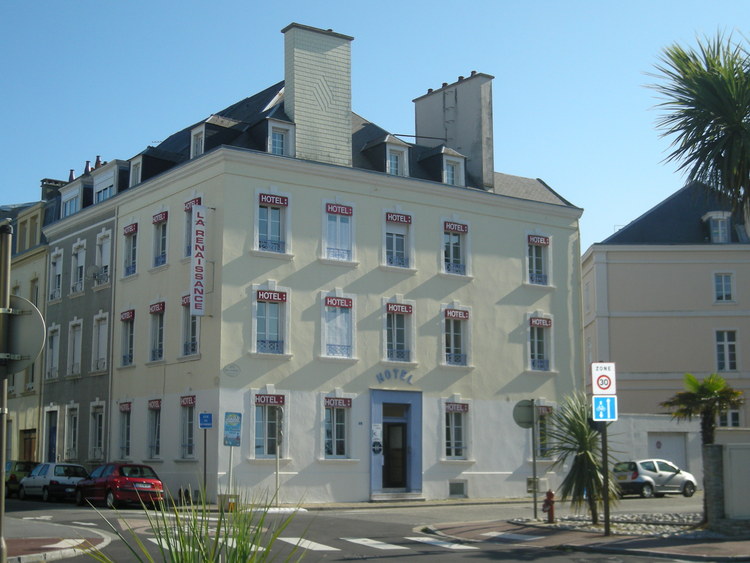 Hôtel de La Renaissance 1
