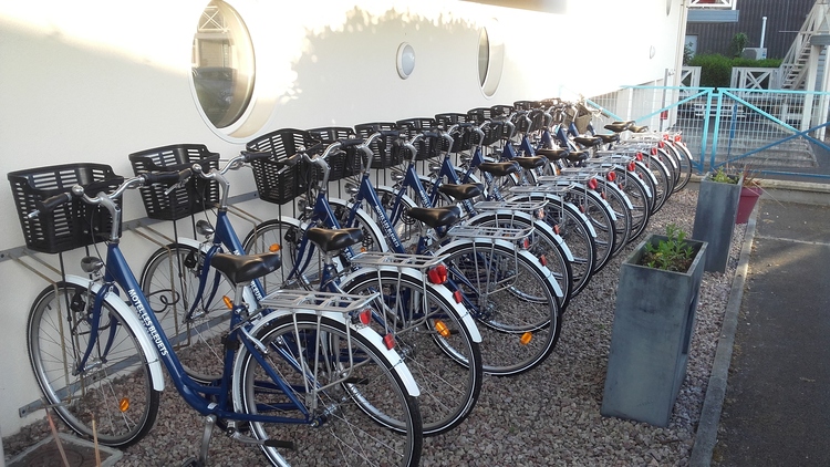 Location de vélos adultes, uniquement aux clients du Motel, avec supplément