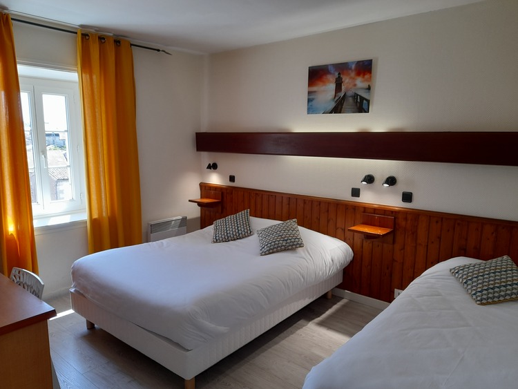 Hôtel de France  39
