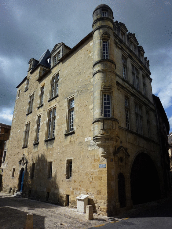 Hôtel de France  13