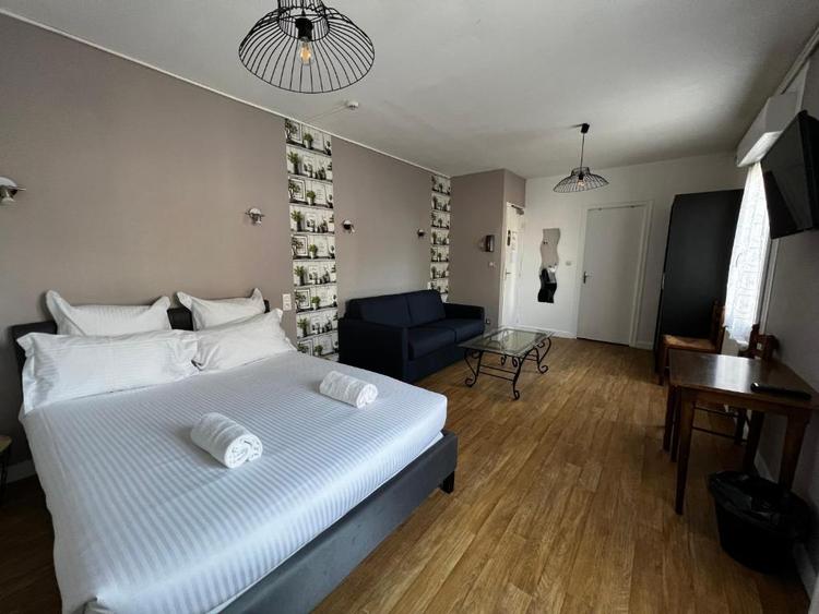 Hôtel Les Montois  13