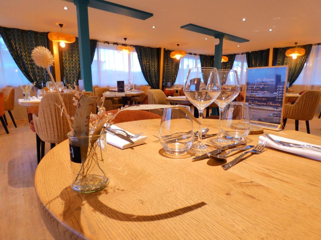 restaurant