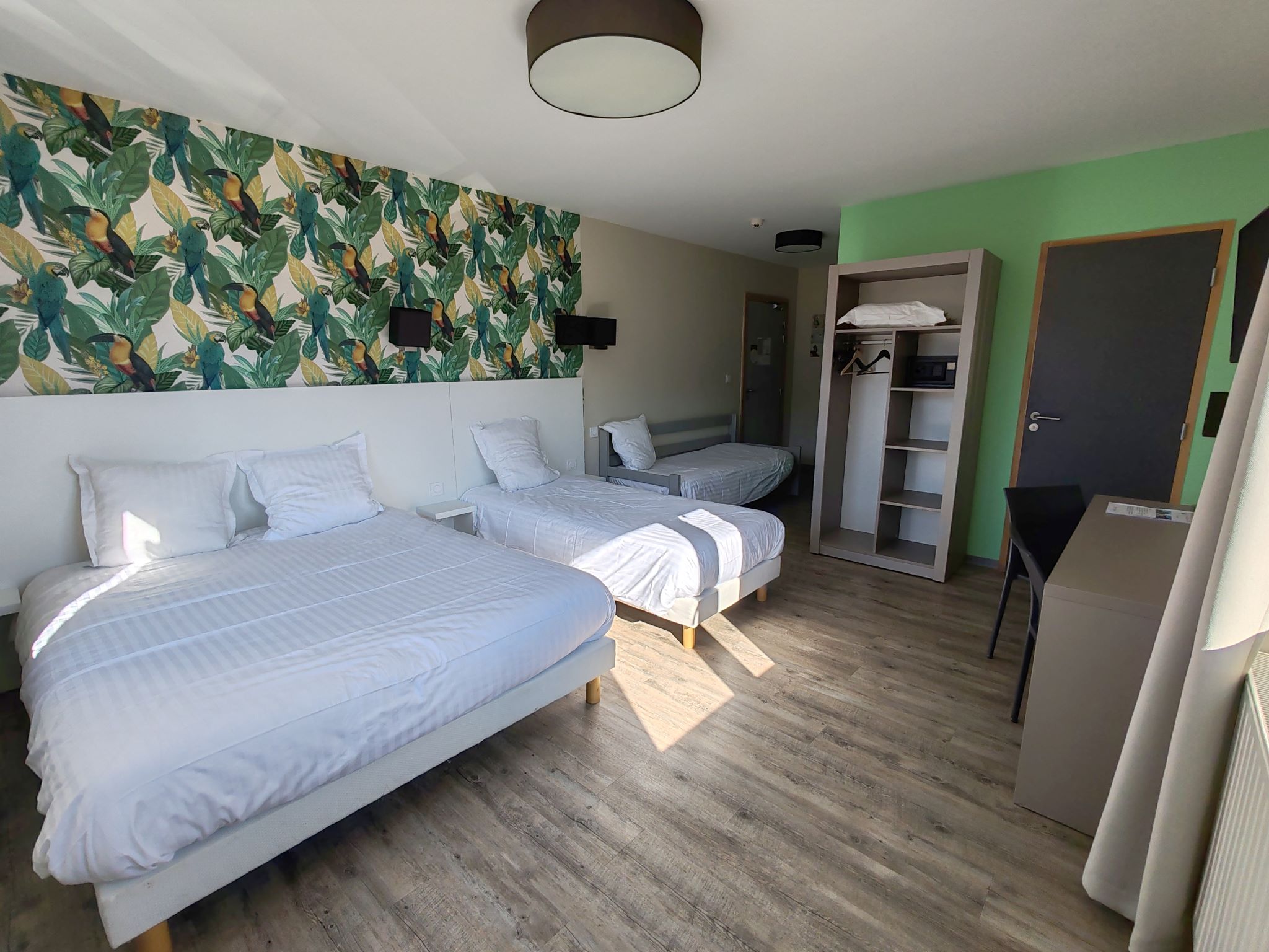 Chambre 1 Grand lit et 1 Petit Lit