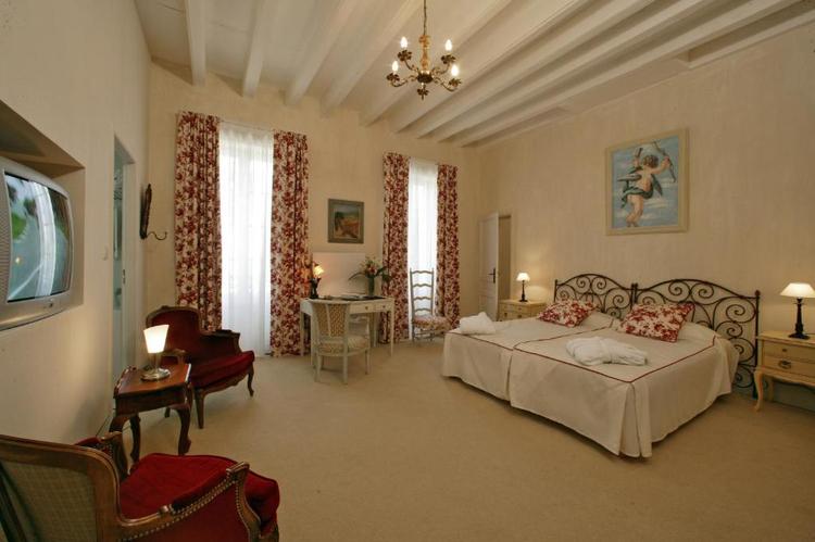 Le Manoir Saint-Jean 2