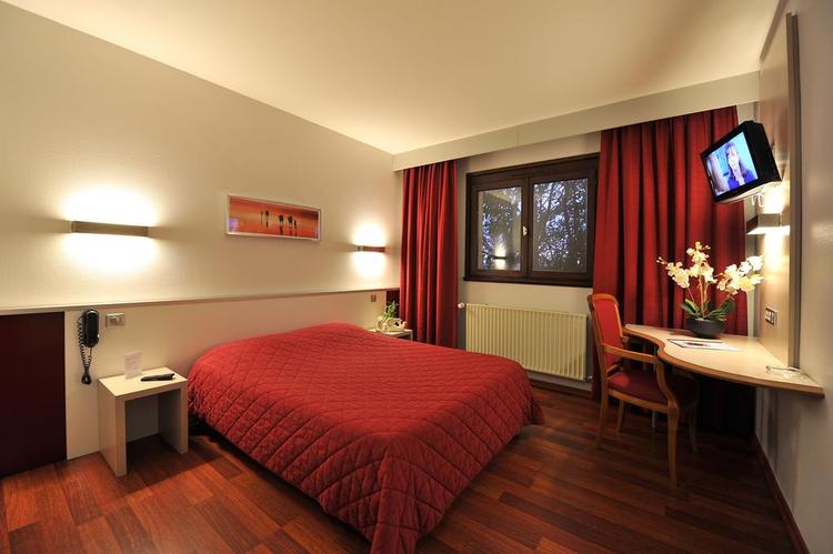 Sud Hôtel   3