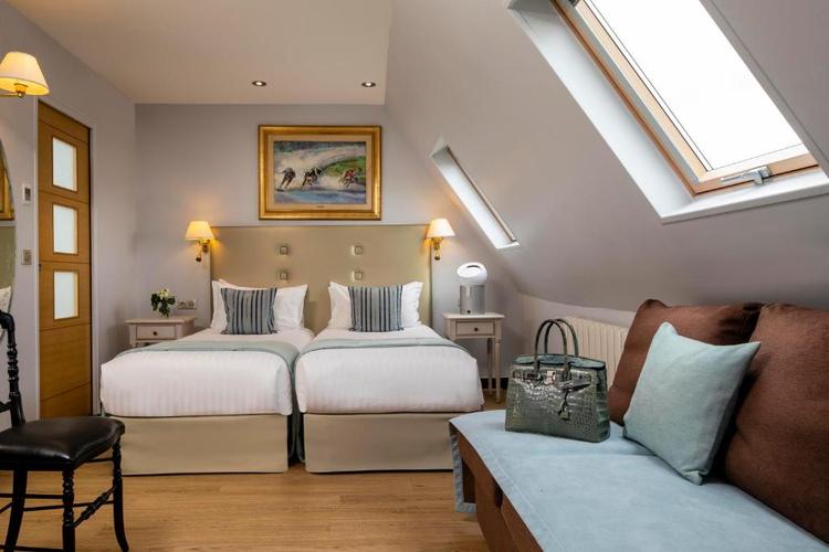 Hôtel Plaza Elysées  4